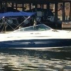 2007_searay_220_sundeck_ski-boat