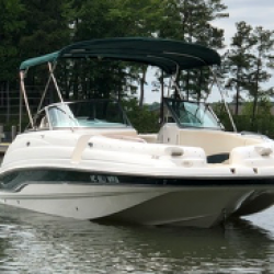 green-chaparral-232-sunesta_ski-boat